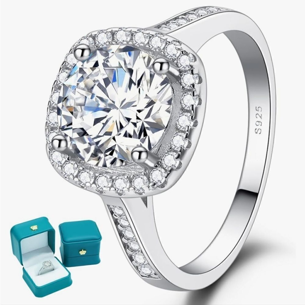LuluRell Halo Moissanite Engagement with 2CT Diamond Solitaire And Bands Sz 5.5